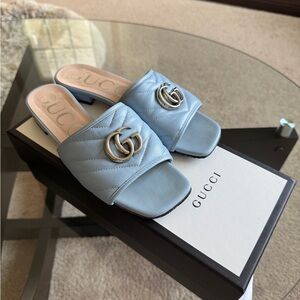Gucci Blue Leather sandals